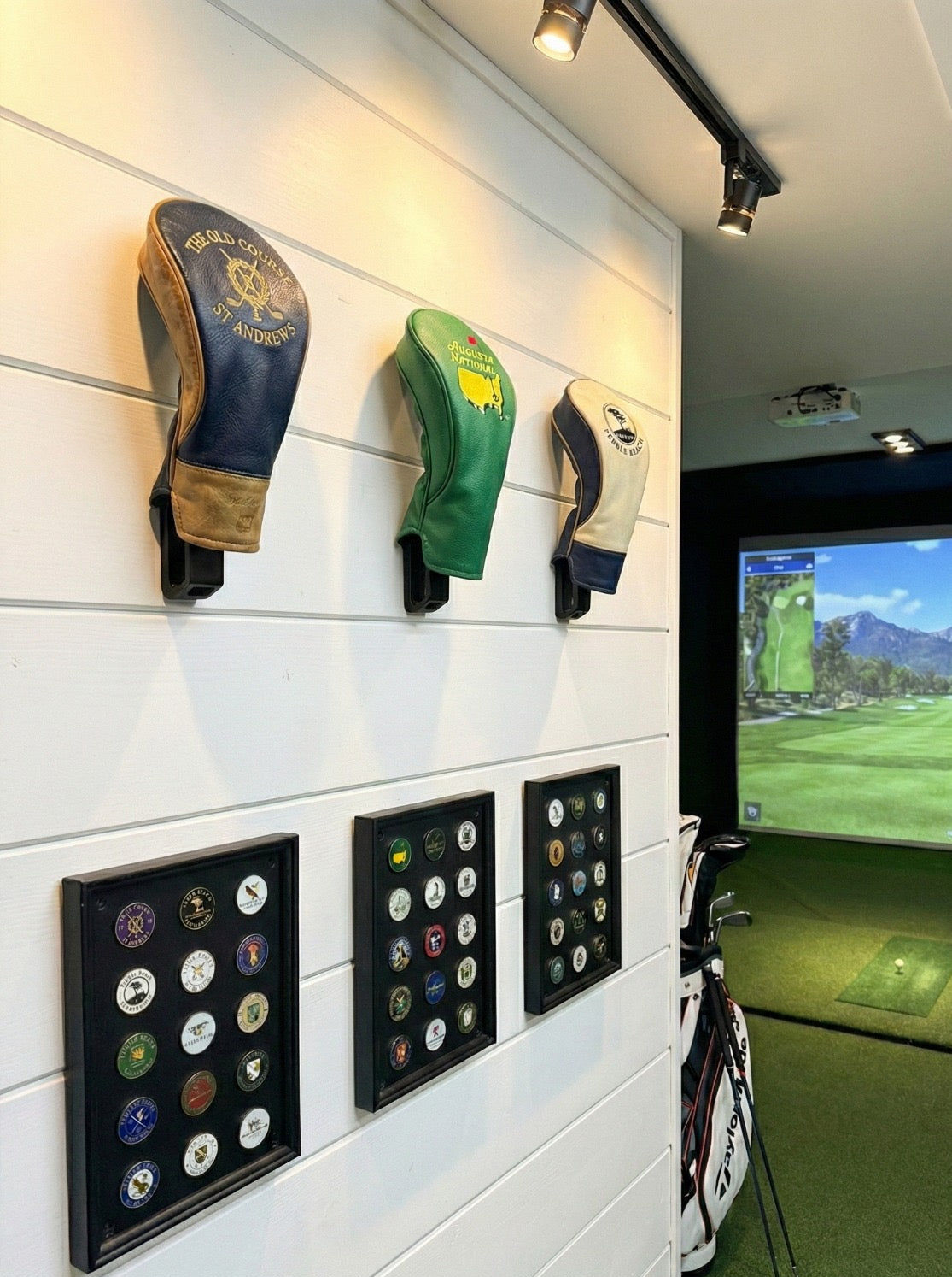 Wall-Mounted Golf Glove & Club Cover Holder | Fits All Clubs | Space-Saving Organizer for Simulators & Cabins