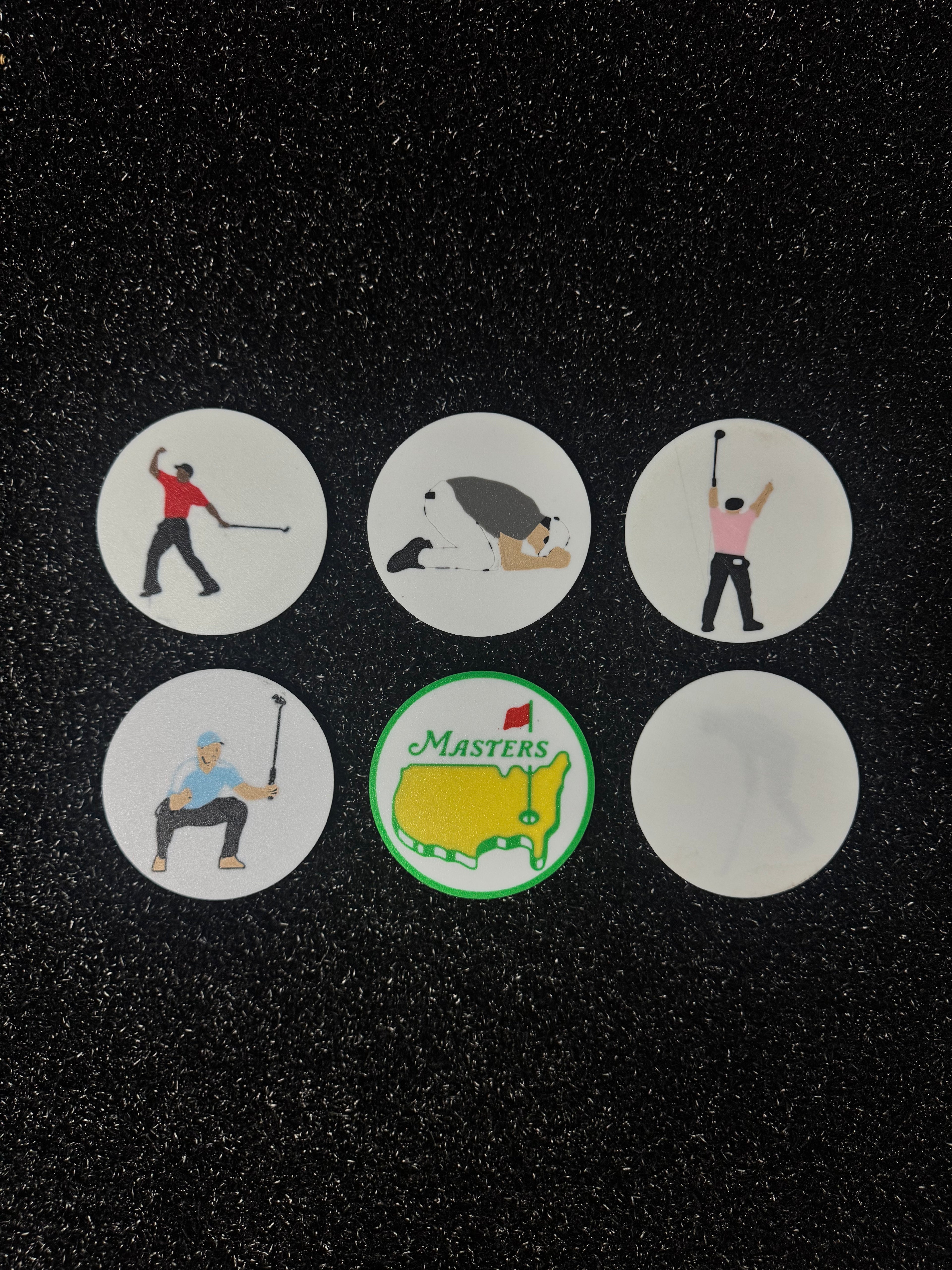 Floating 2-Pint Golf Shelf with Customizable Coasters – Stylish Golf Décor &amp; Gift