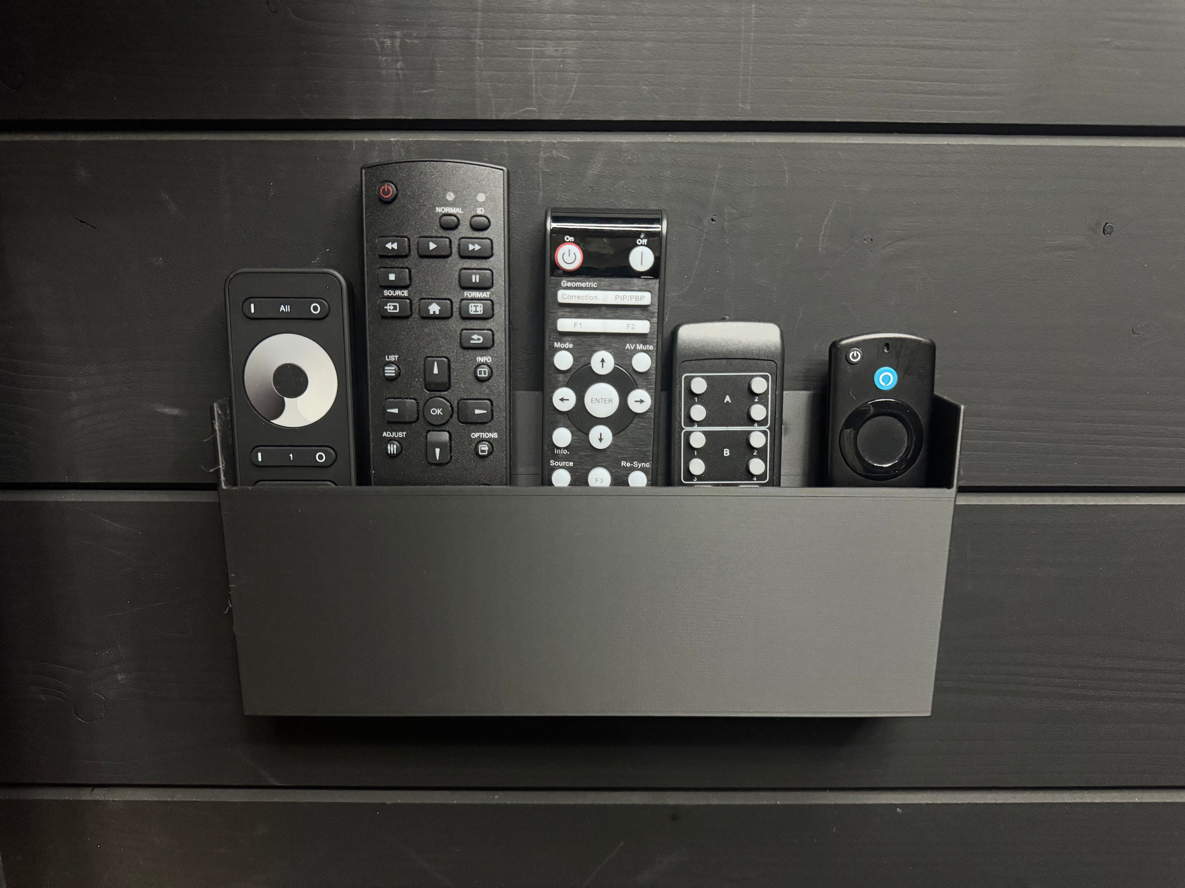 Wall-Mounted Remote Control Storage Caddy – Holds 3, 4, or 5 Remotes | Space-Saving Organizer for Simulators & Cabins