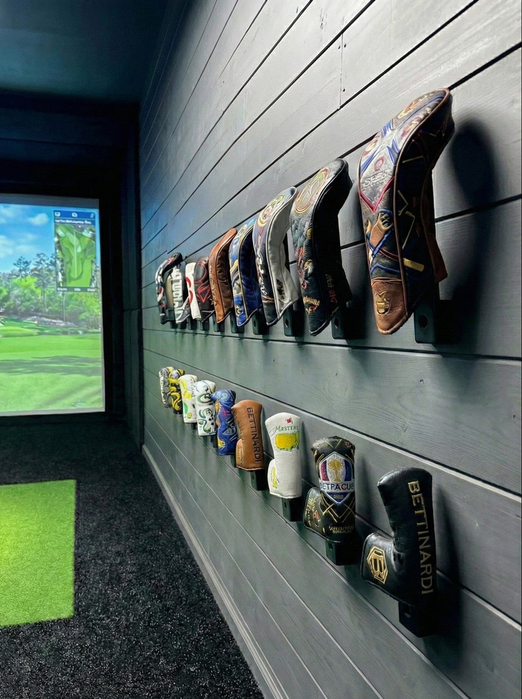 Wall-Mounted Golf Glove & Club Cover Holder | Fits All Clubs | Space-Saving Organizer for Simulators & Cabins
